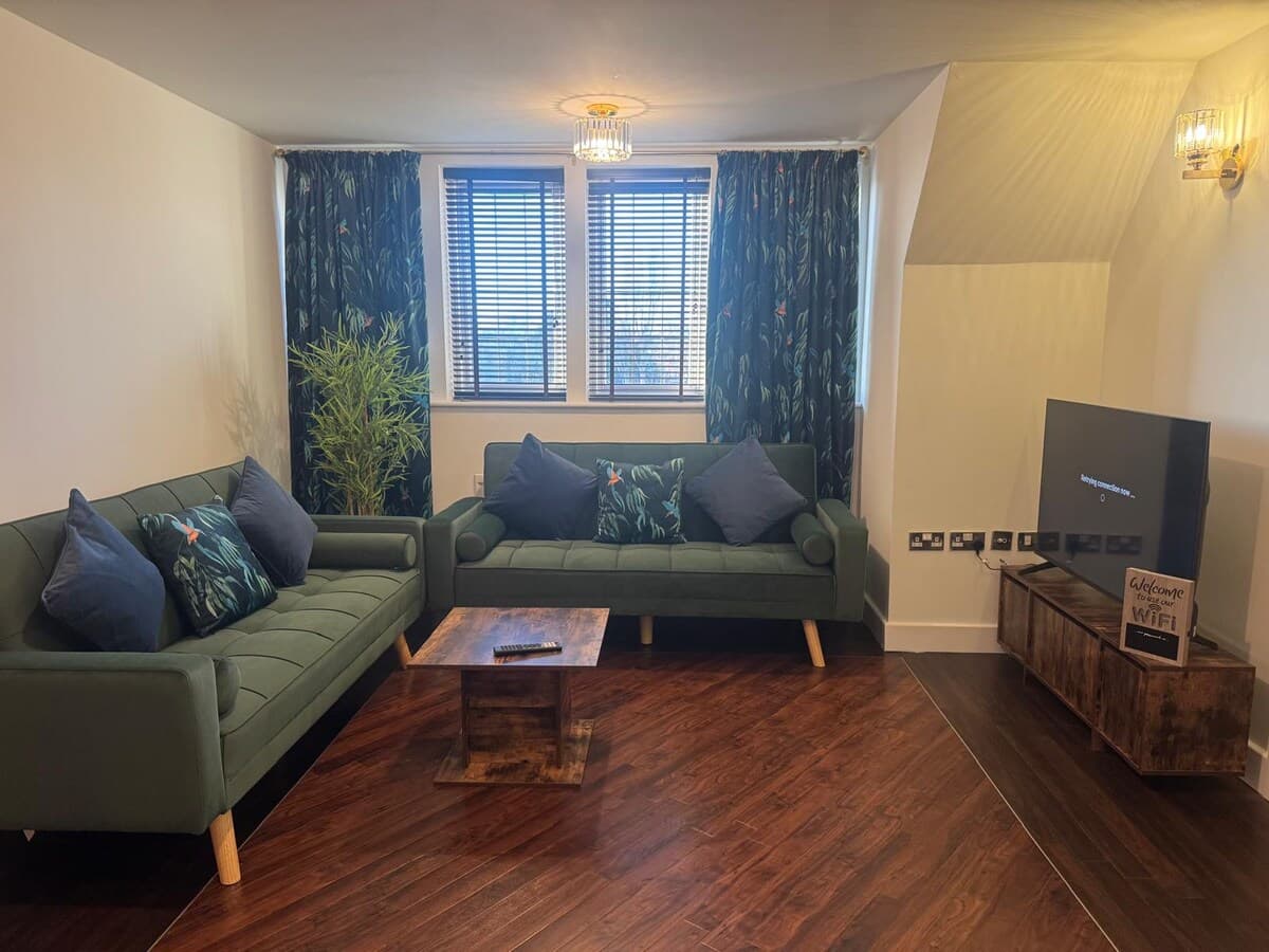 2 Bedroom Apartment