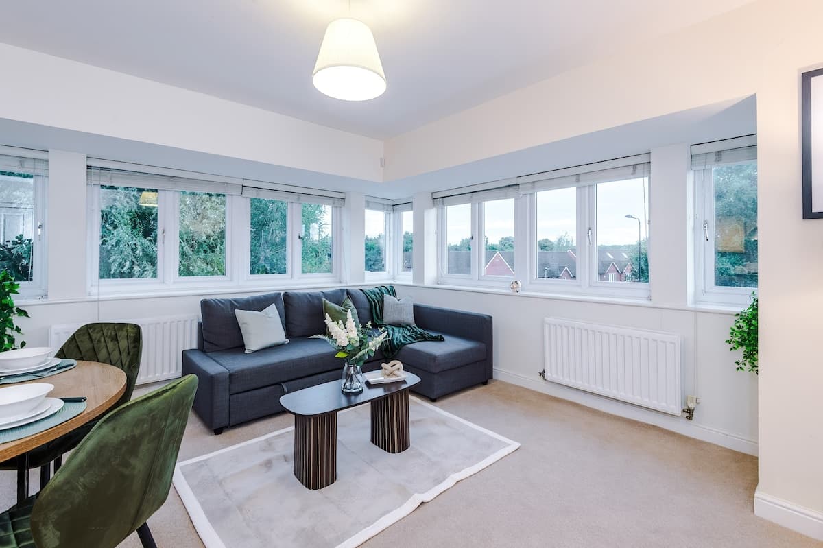 2 Bedroom Apartment