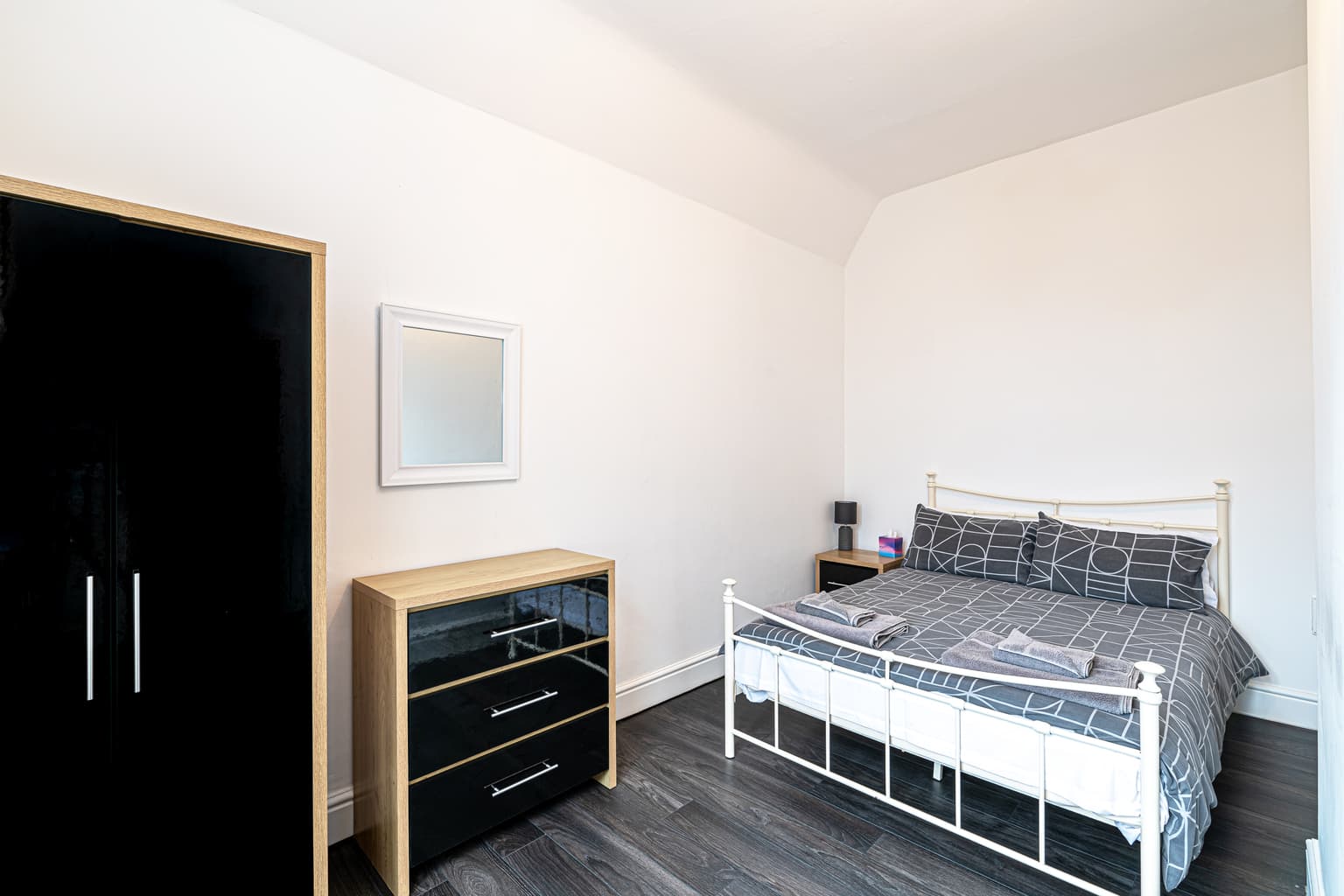 2 Bedroom Apartment