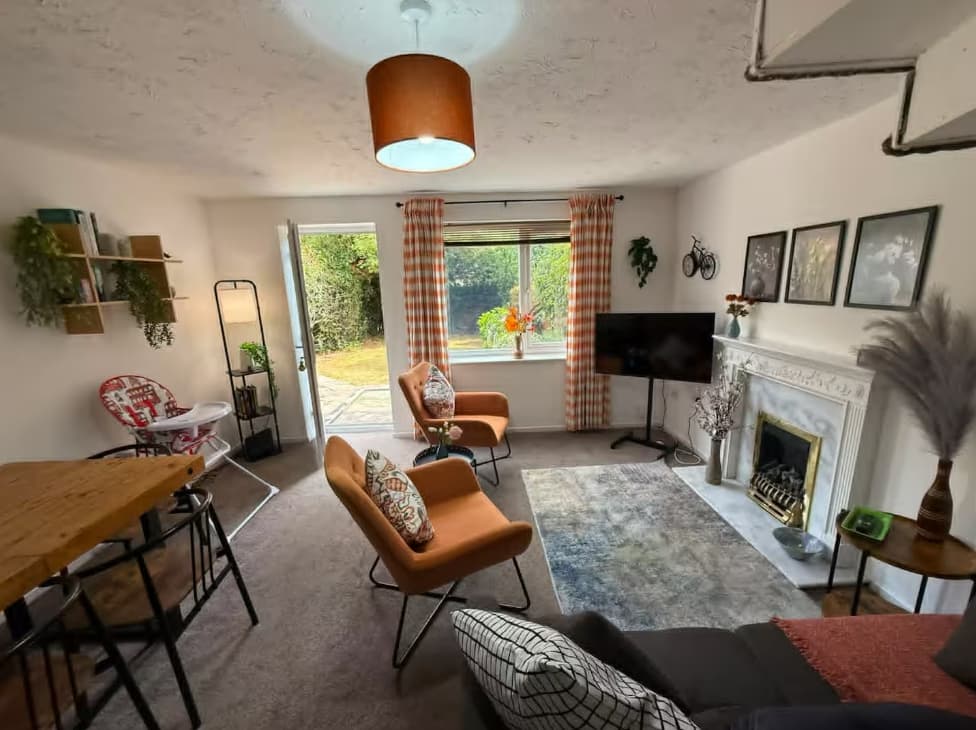 2 Bedroom House