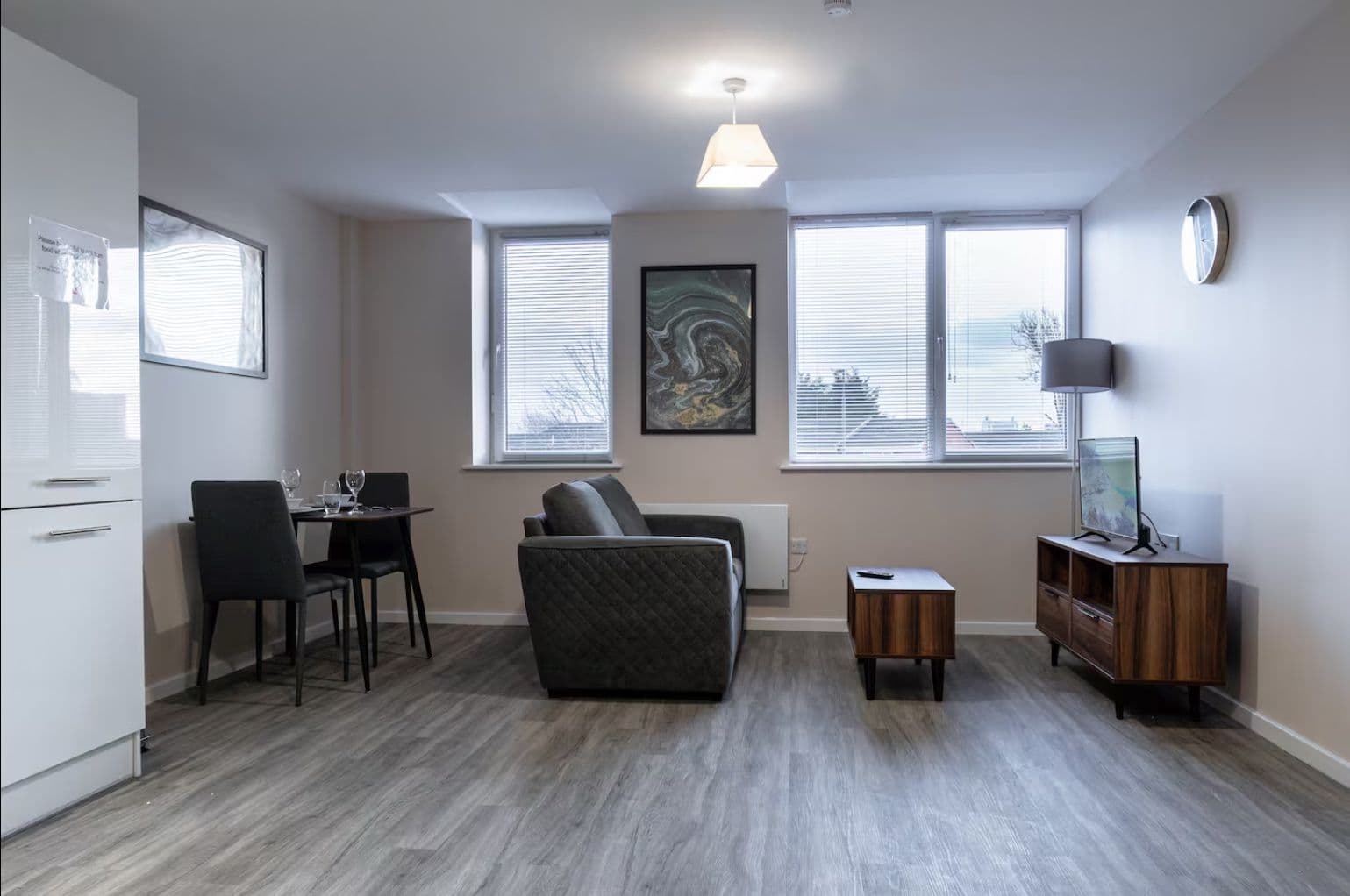 1 Bedroom Apartment