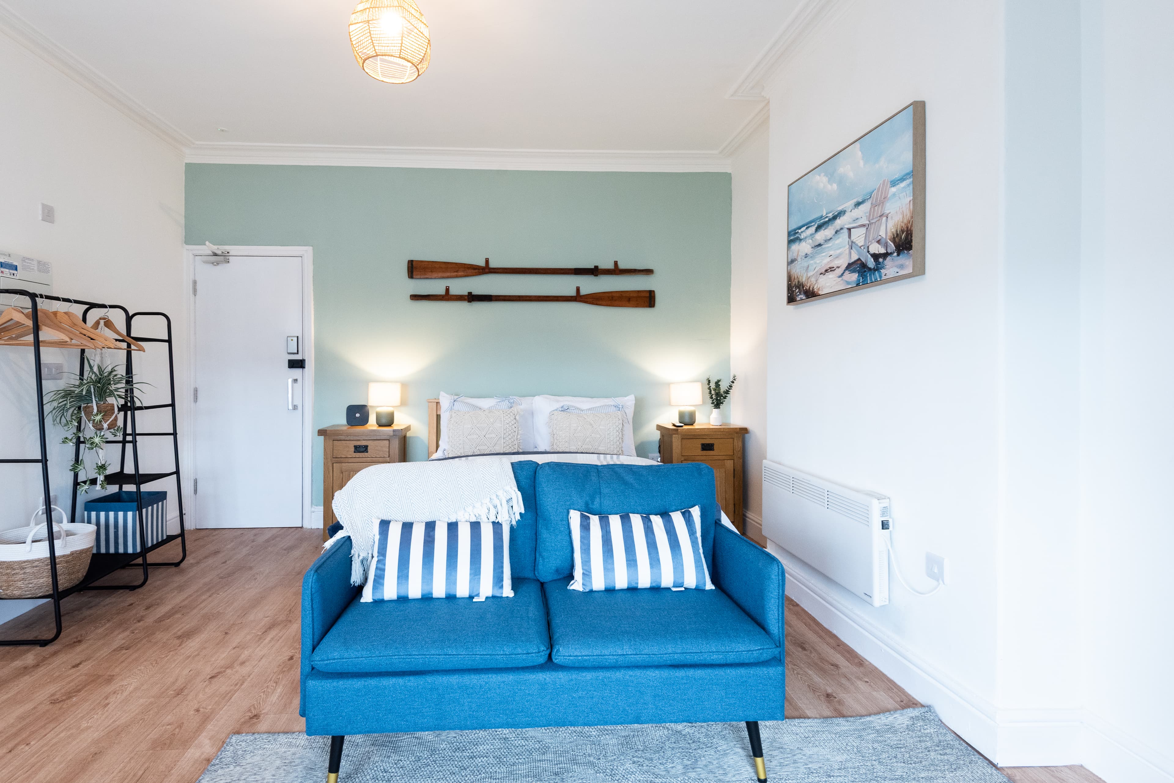 1 Bedroom Apartment