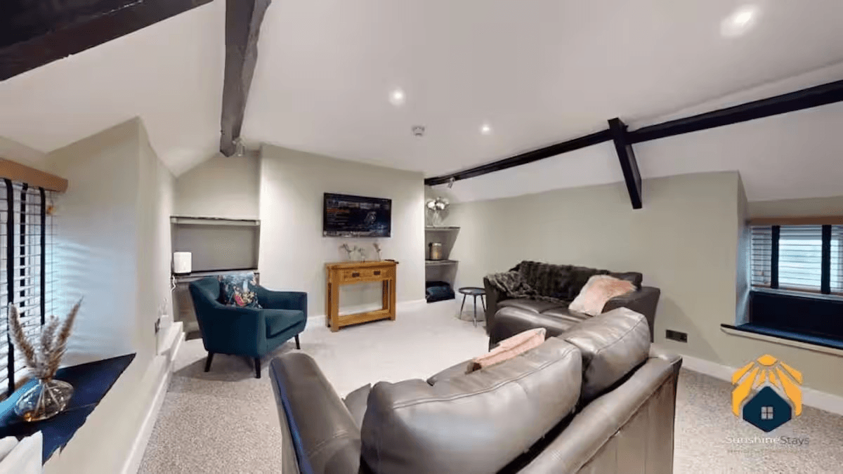 4 Bedroom Apartment