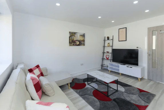 2 Bedroom Apartment