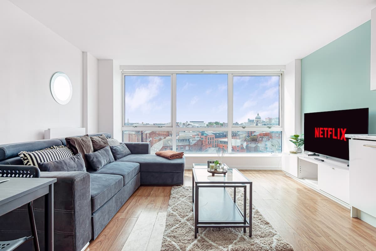 1 Bedroom Apartment