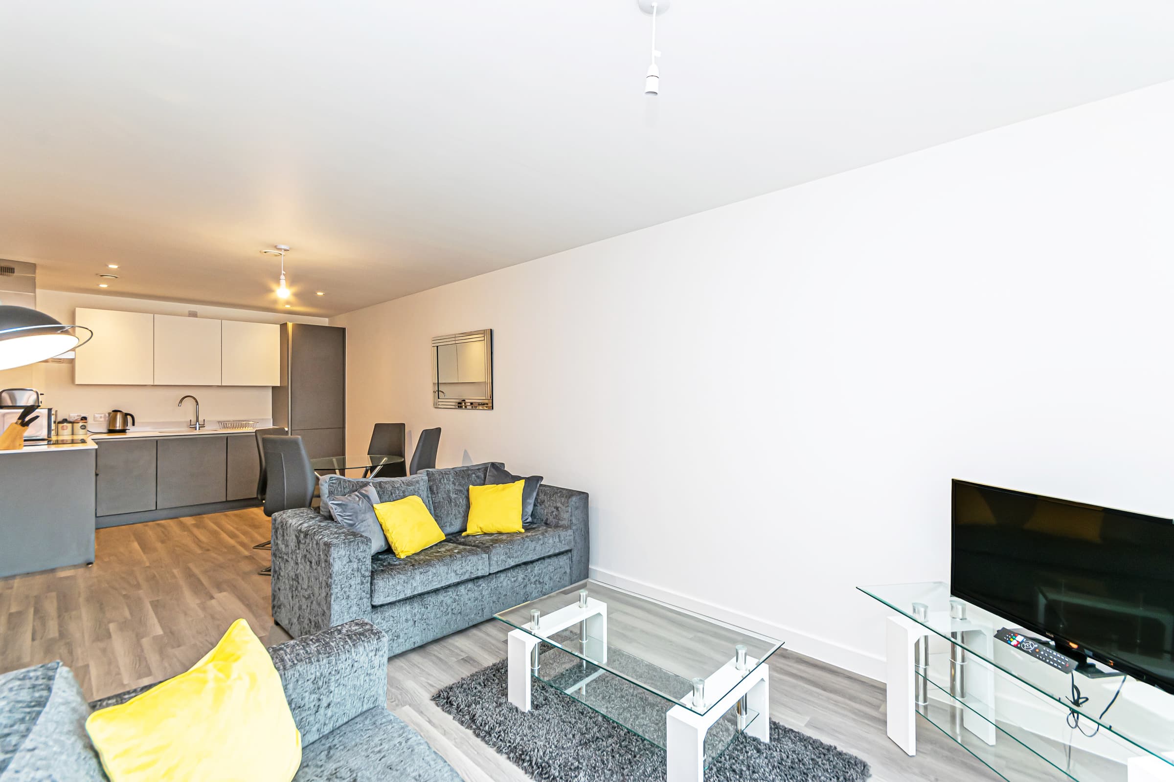 1 Bedroom Apartment