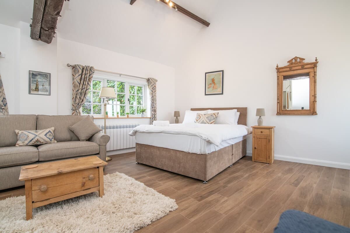 1 Bedroom House