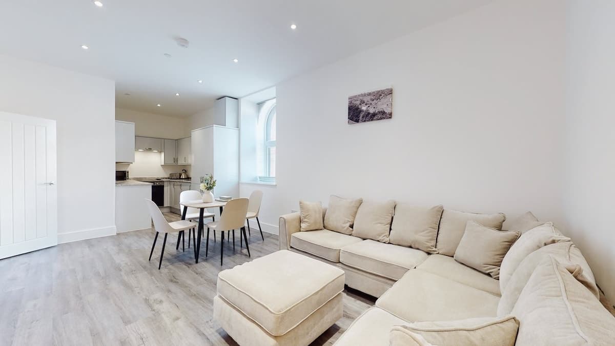 3 Bedroom Apartment