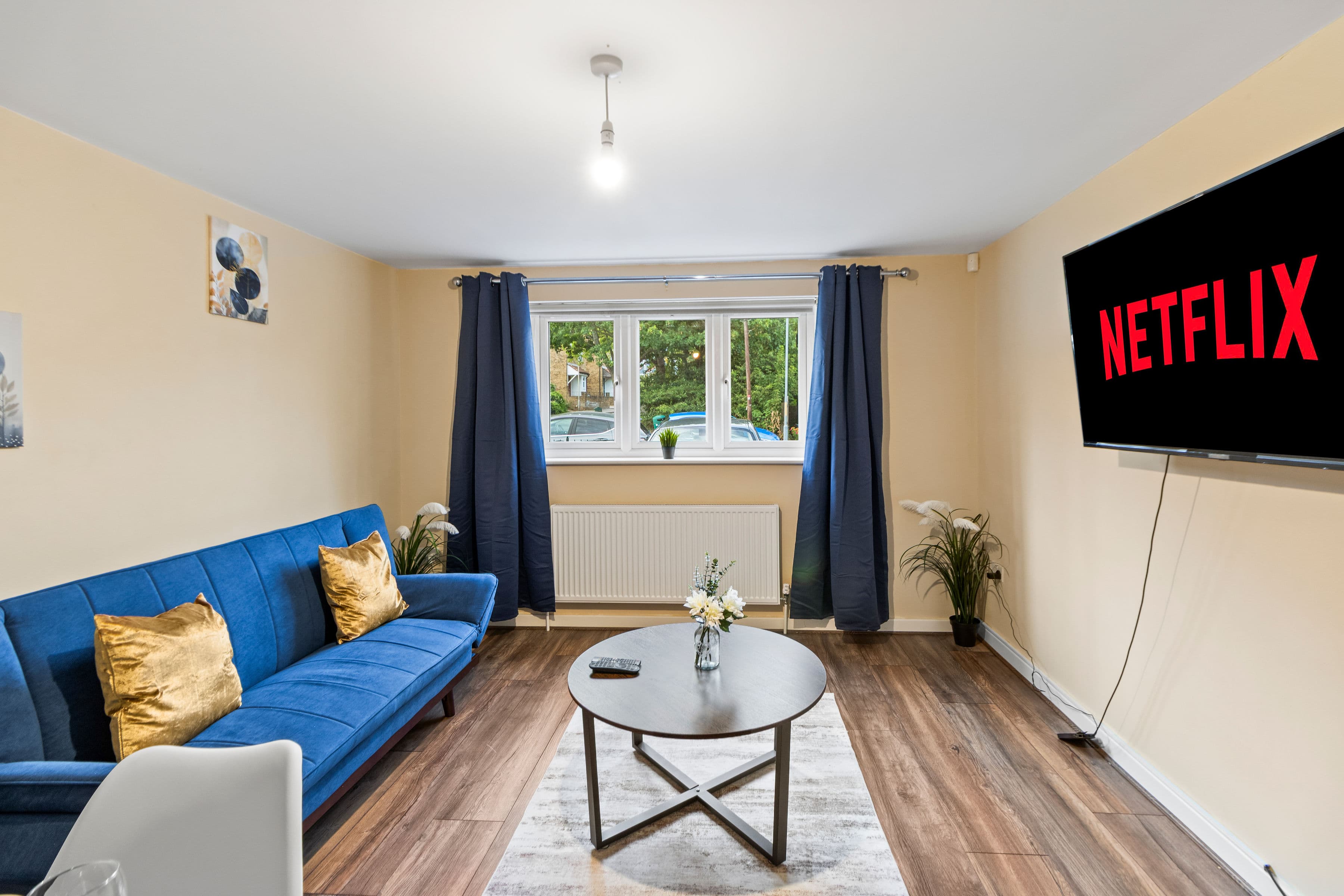 2 Bedroom Apartment