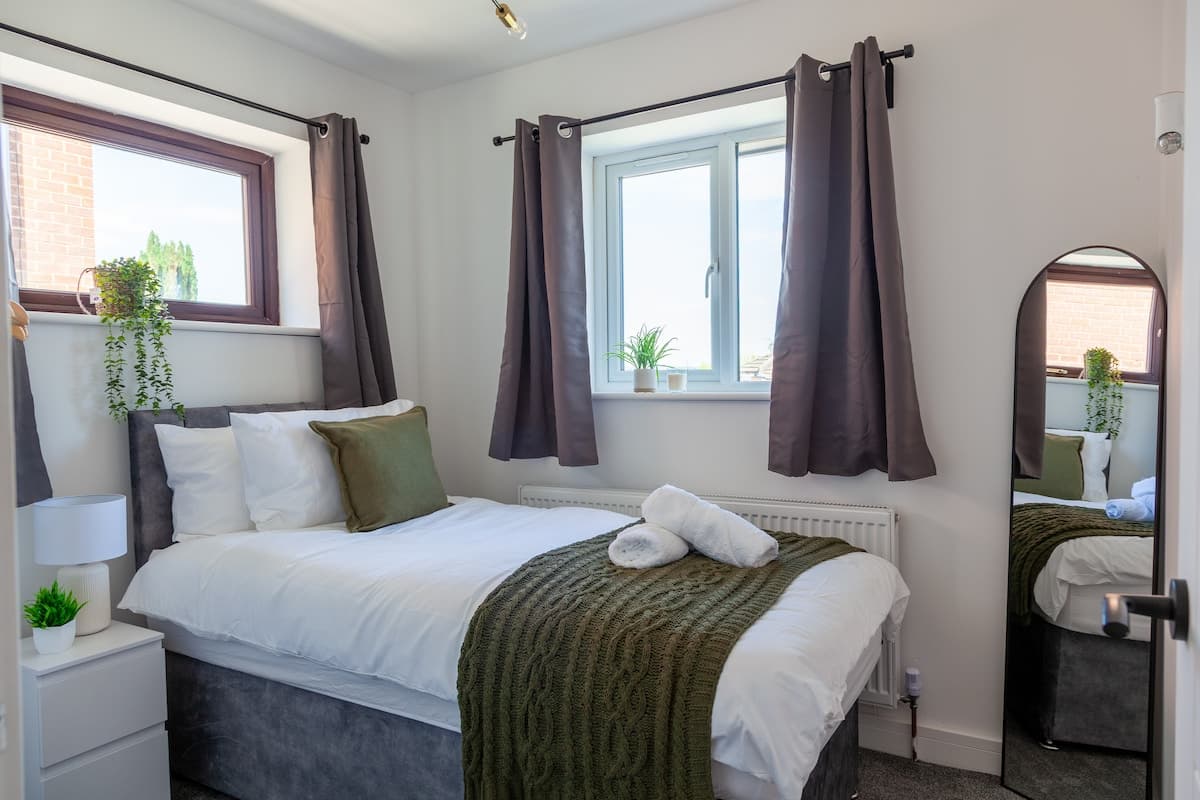 1 Bedroom House