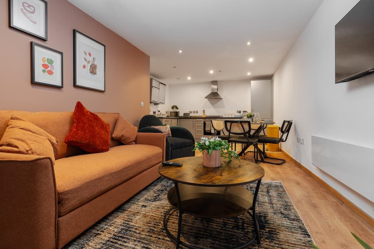 2 Bedroom Apartment