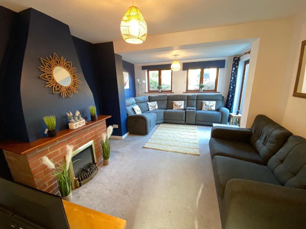 6 Bedroom Cottage
