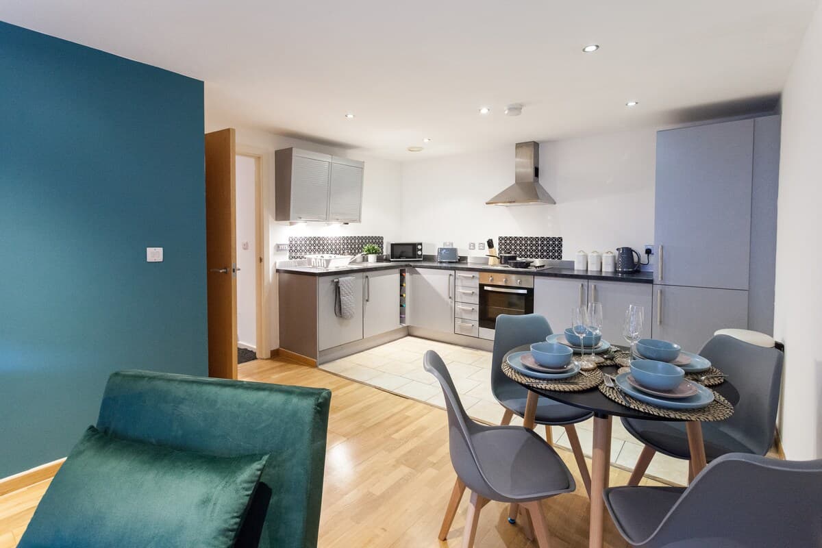 2 Bedroom Apartment