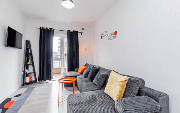 1 Bedroom Apartment
