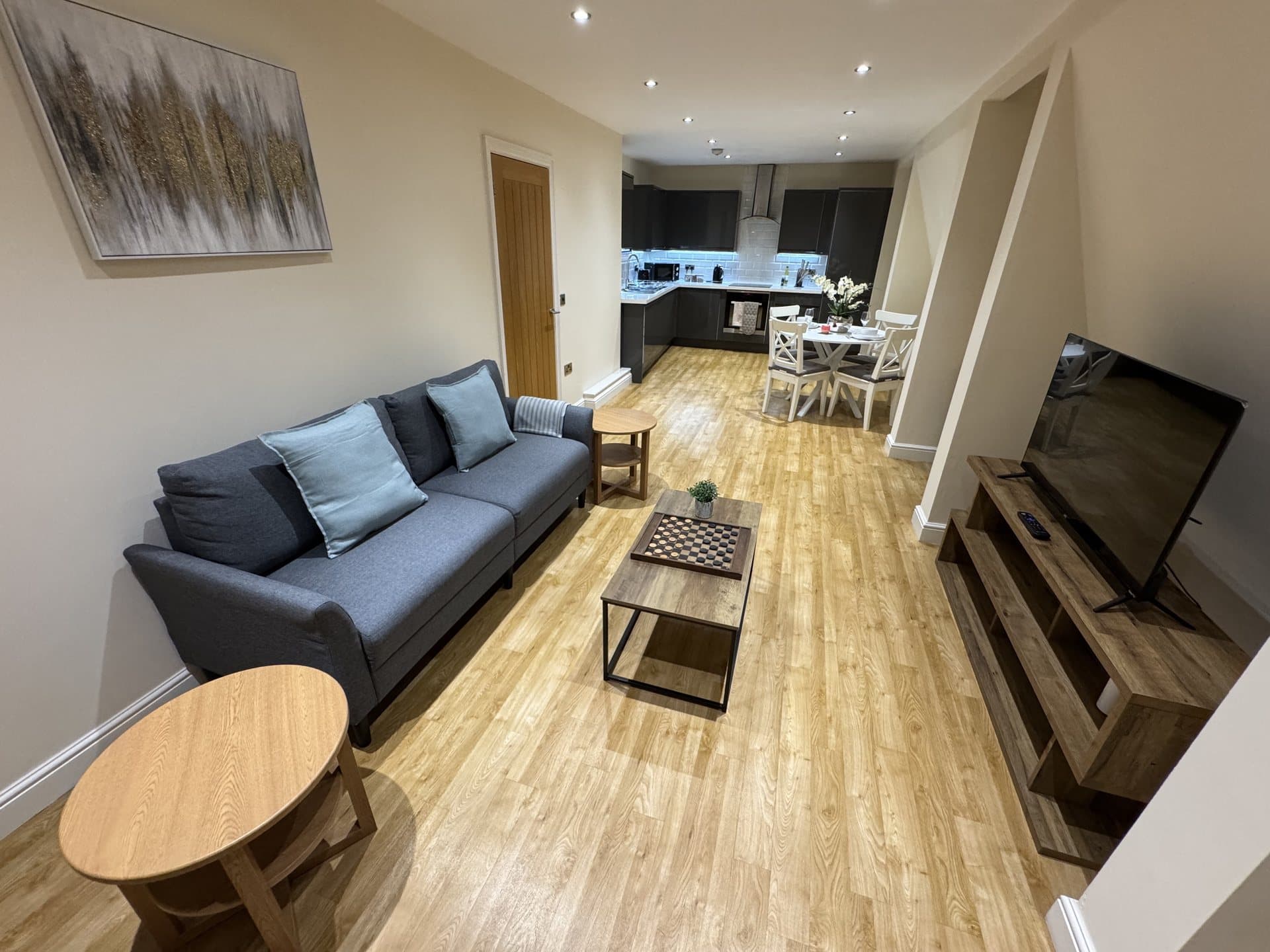 2 Bedroom Apartment