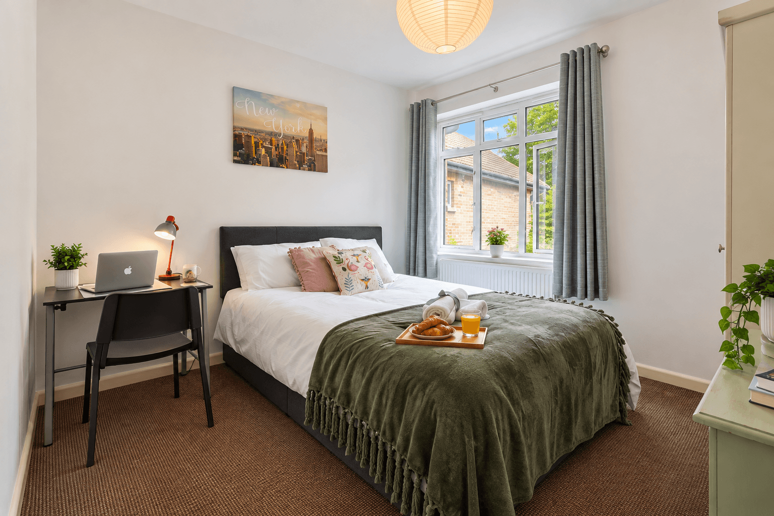 5 Bedroom Apartment