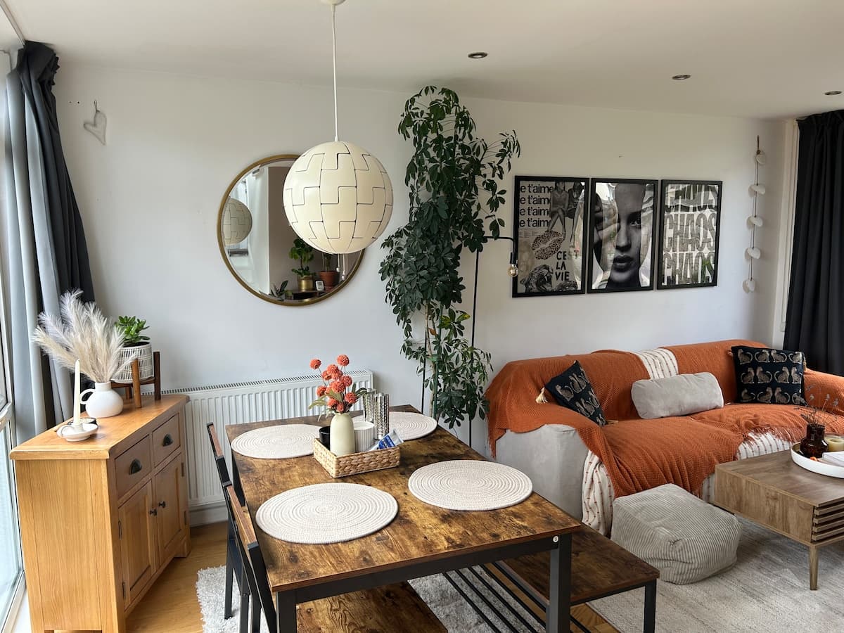 2 Bedroom House
