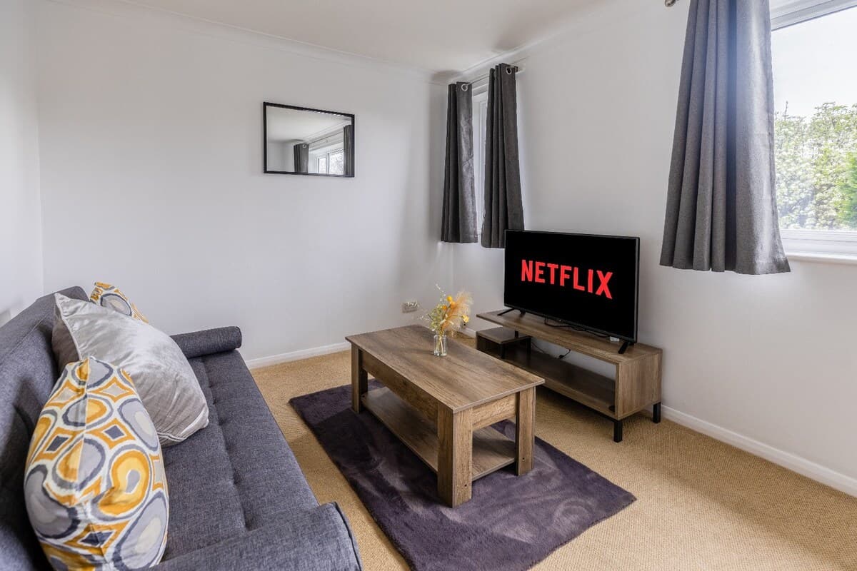 2 Bedroom Apartment