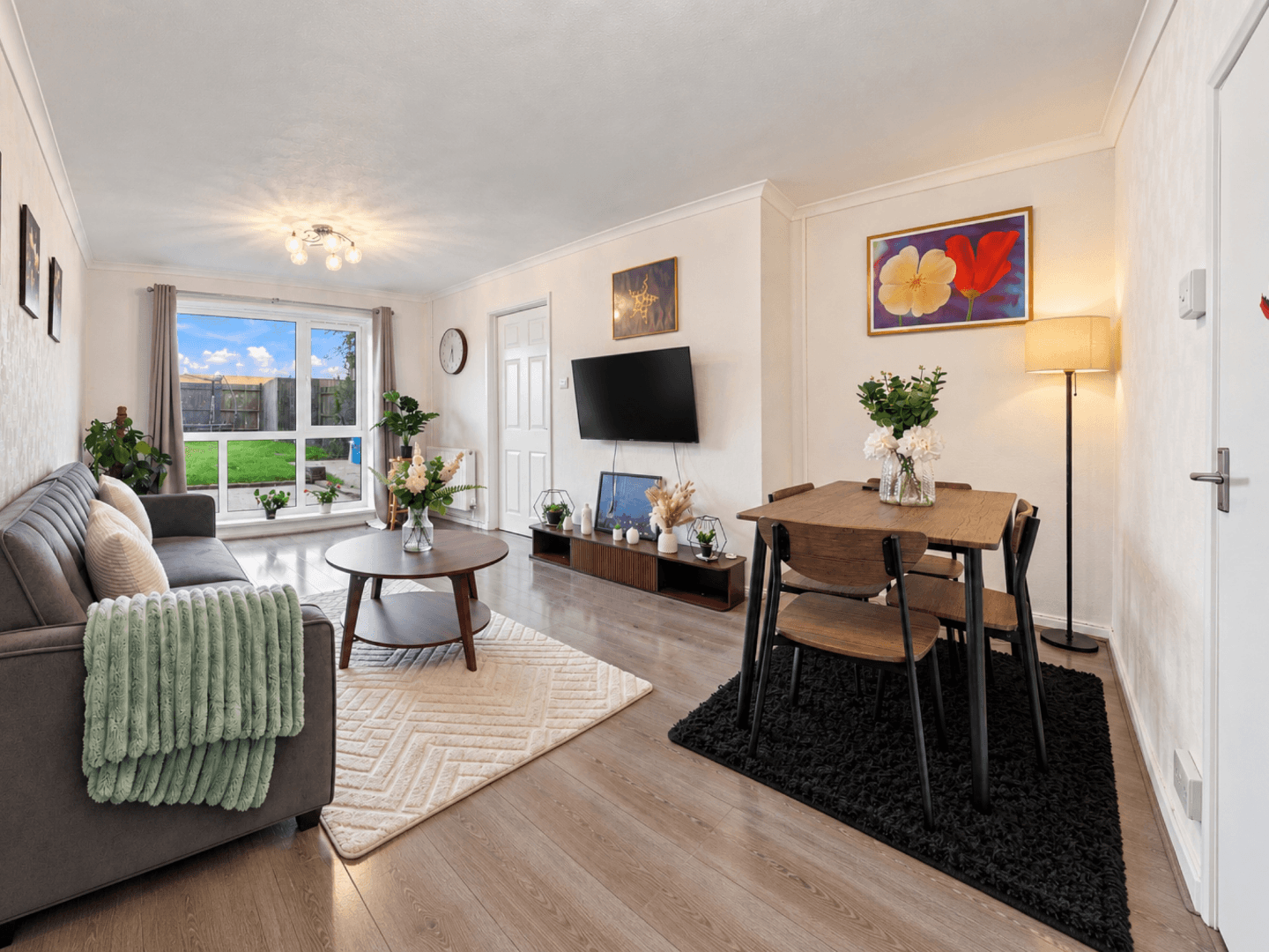2 Bedroom House